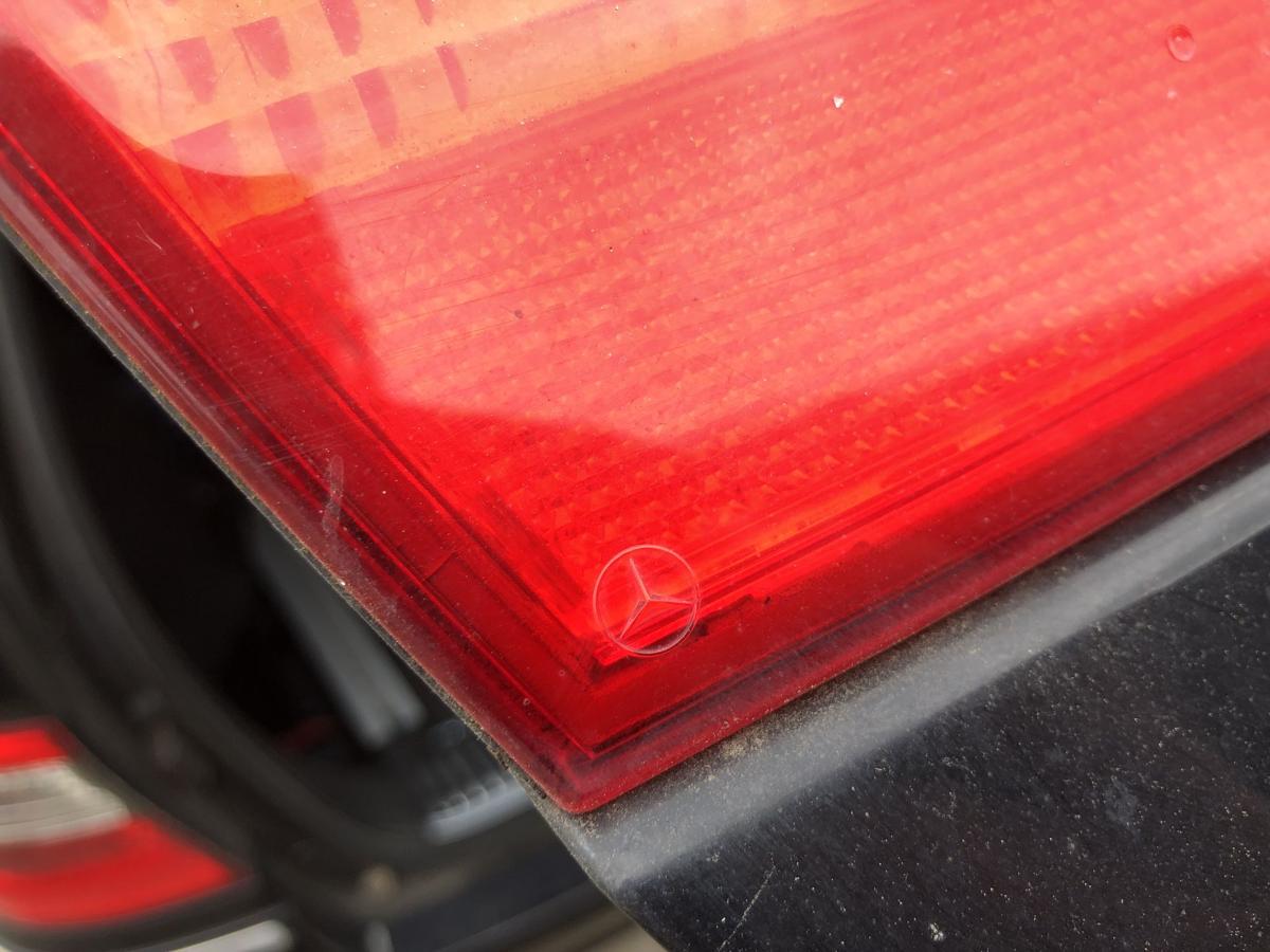 Mercedes E Klasse S211 Mopf R&uuml;ckleuchte innen links Heckklappe T Modell OEM
