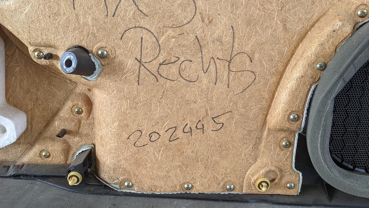 Mazda MX5 NB FL T&uuml;rverkleidung vorn rechts Innenverkleidung