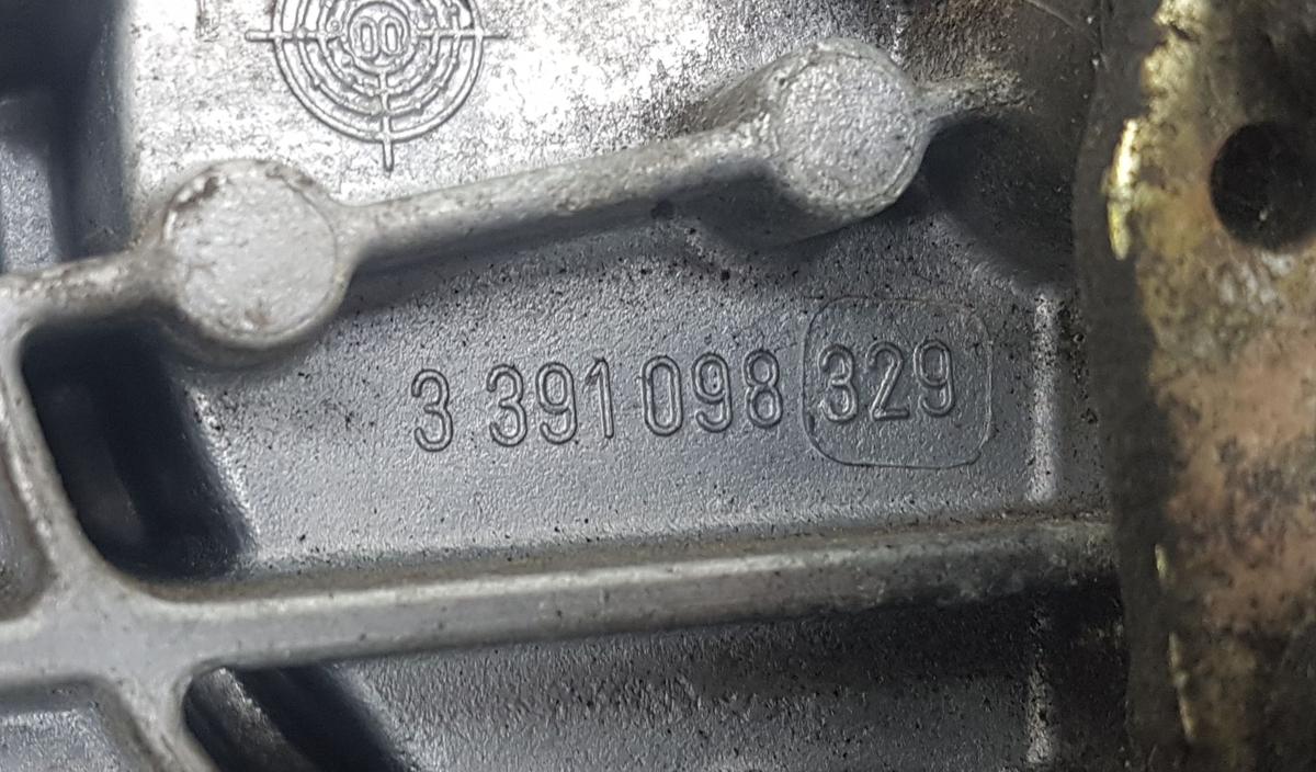 Mercedes CLK C208 Wischergestänge ohne Motor 2088201642 Bj2002