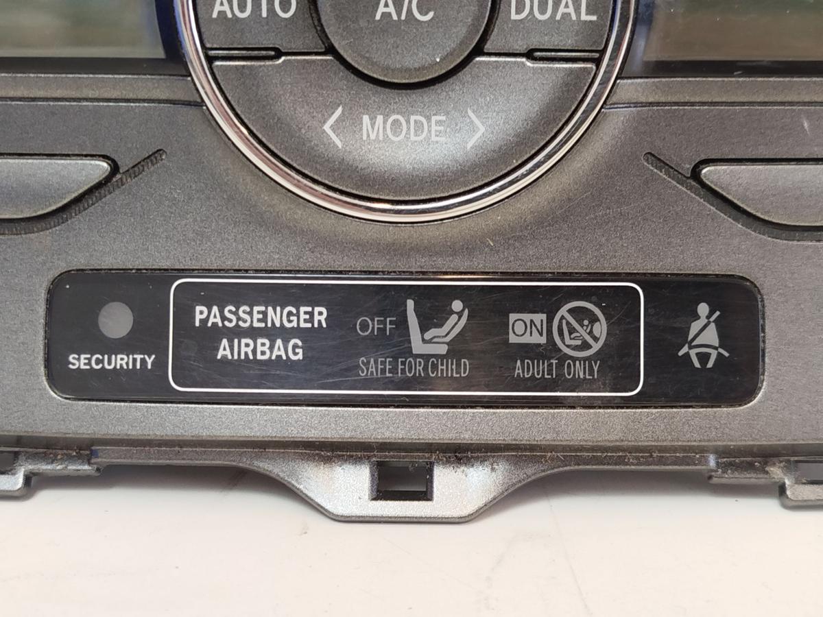 Toyota Auris E150 Klimabedienteil Heizungsregulierung Klimaautomatik OEM