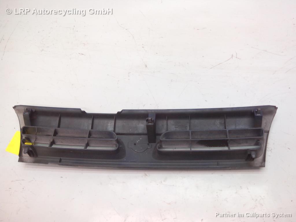 Nissan Sunny 3 Traveller Y10 Grill Kühlergrill 6231295R00 blau BJ2000