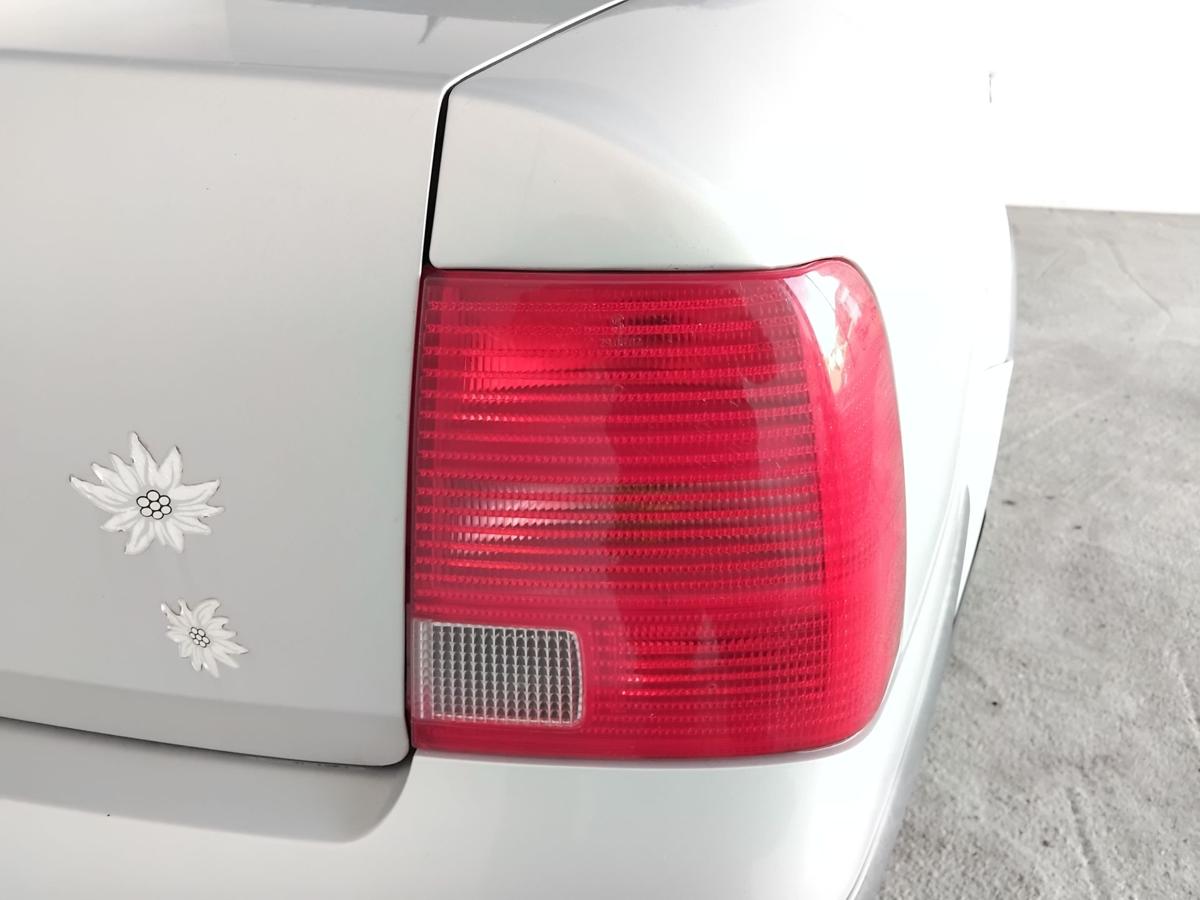 VW Passat 3B Limousine original R&uuml;ckleuchte Heckleuchte rechts BJ1999