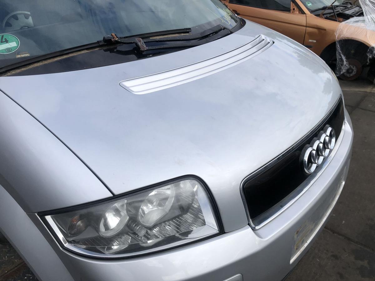 Audi A2 original Motorhaube Klappe/Deckel vorn/Front Y7W Lichtsilber Bj 2001