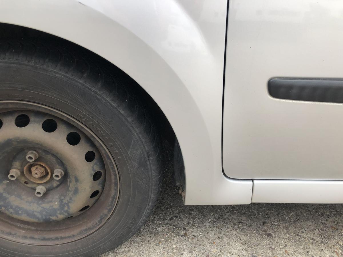 Renault Twingo 2 II Kotfl&uuml;gel vorn links Fahrerseite TED69 Gris Platine Met