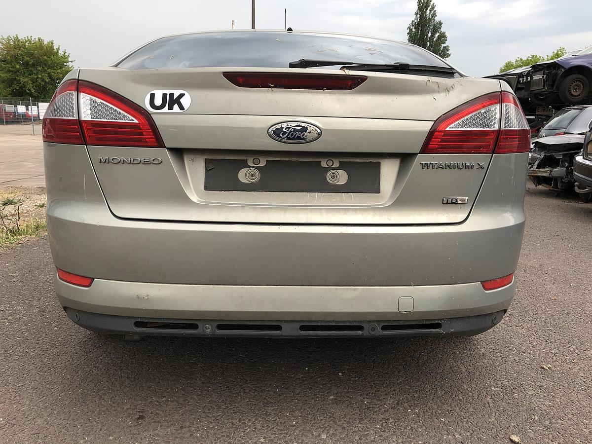 Ford Mondeo BA7 Mk4 Stoßfänger hinten Fliessheck PDC bis 2010