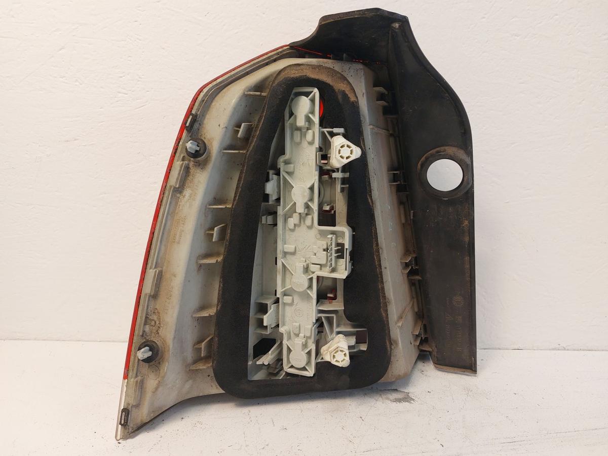 Opel Zafira B ab 2008 Rückleuchte rechts Rücklicht Heckleuchte Facelift OEM