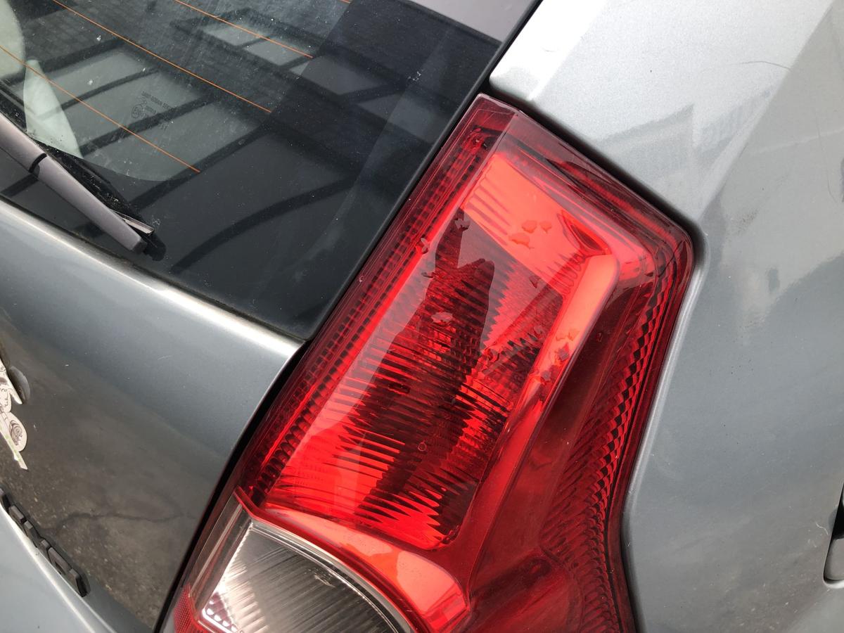 Dacia Sandero BS0 R&uuml;ckleuchte rechts R&uuml;cklicht Heckleuchte OEM