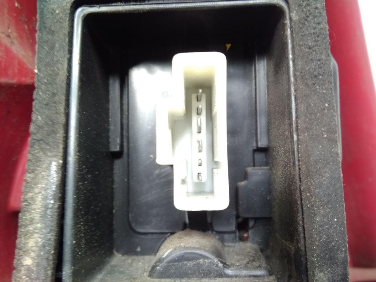 Peugeot 307 Break SW Kombi original R&uuml;ckleuchte Heckleuchte rechts Bj.2005
