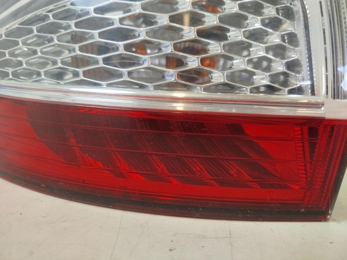 Ford Mondeo MK4 BA7 Turnier R&uuml;ckleuchte links au&szlig;en Ecke Facelift R&uuml;cklicht