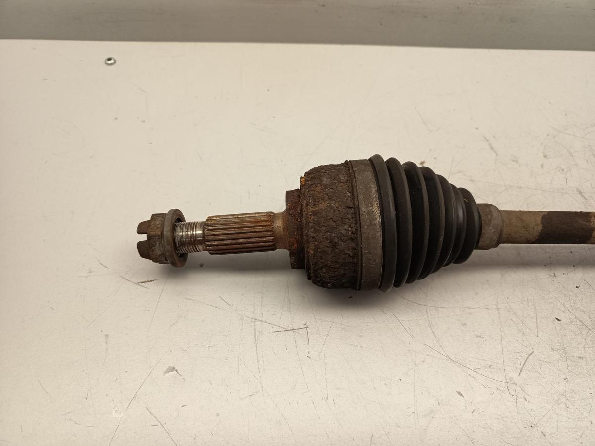 Renault Clio III original Antriebswelle links 1.2l 55kW Benzin Baujahr 2012