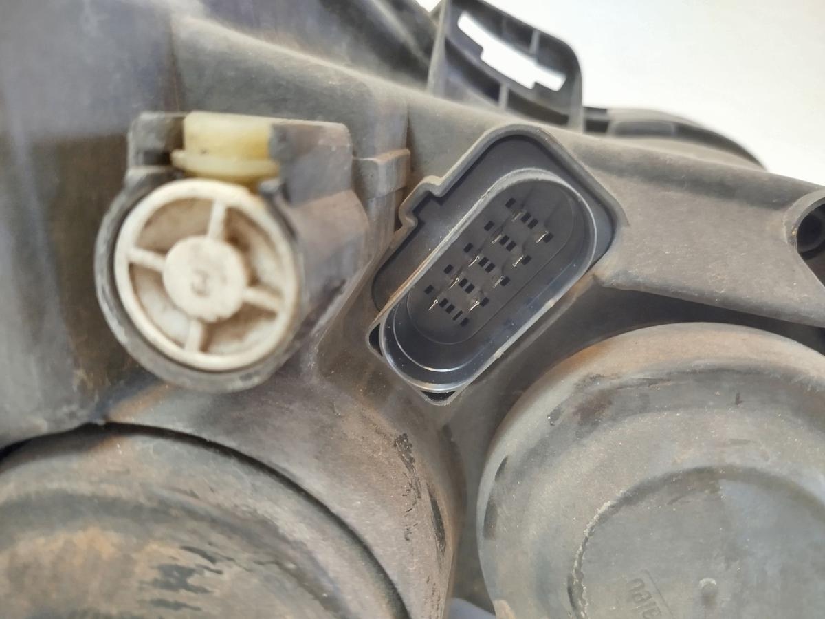 VW Polo 9N 9N1 Scheinwerfer vorn links Frontscheinwerfer Halogen Valeo OEM