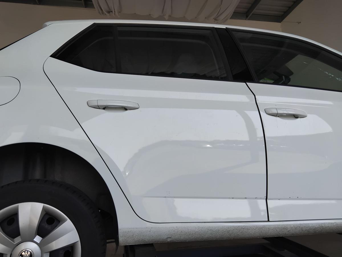 Skoda Fabia 3 III NJ Tür hinten rechts LF9F Laser White 5türig Steilheck BJ2014