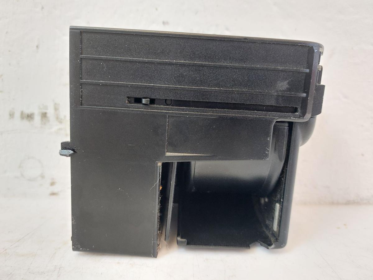 Mercedes E Klasse 211 Getränkehalter Dosenhalter Cupholder OE TEXT BILDER