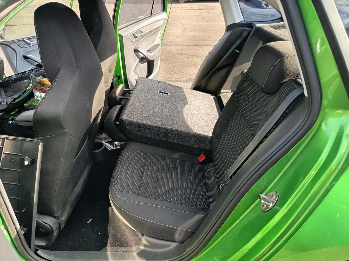Skoda Rapid Spaceback original R&uuml;cksitzbank geteilt Stoff anthrazit Bj 2015
