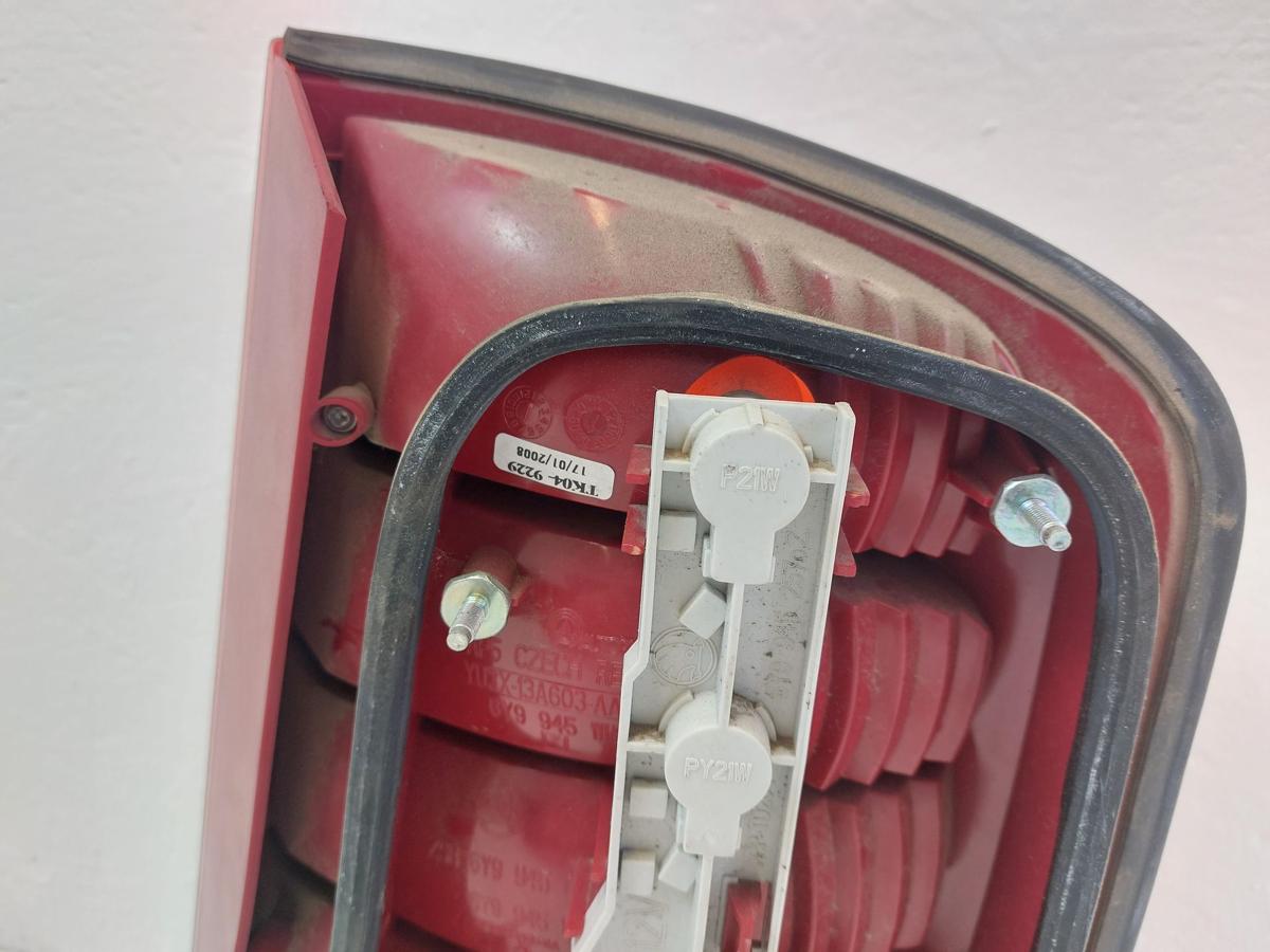 Skoda Fabia 6Y Combi Rückleuchte links Heckleuchte Kombi Facelift Schlussleuchte Skoda Fabia 6Y Combi Rückleuchte links Heckleuchte Kombi Facelift Schlussleuchte