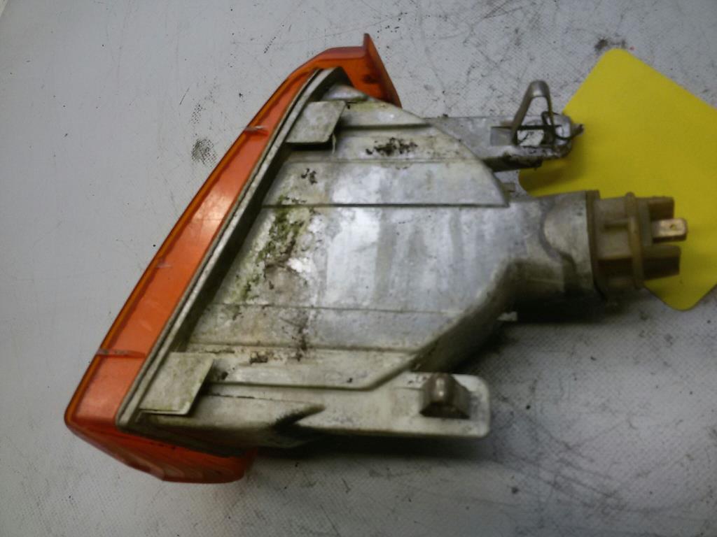 Opel Ascona C Blinker Blinkleuchte vorn rechts 1305232019 BOSCH gelb BJ1984