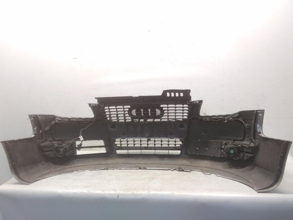 Audi A4 8E B7 original Stoßstange Stossfänger vorn BJ2005 LY7W lichtsilber