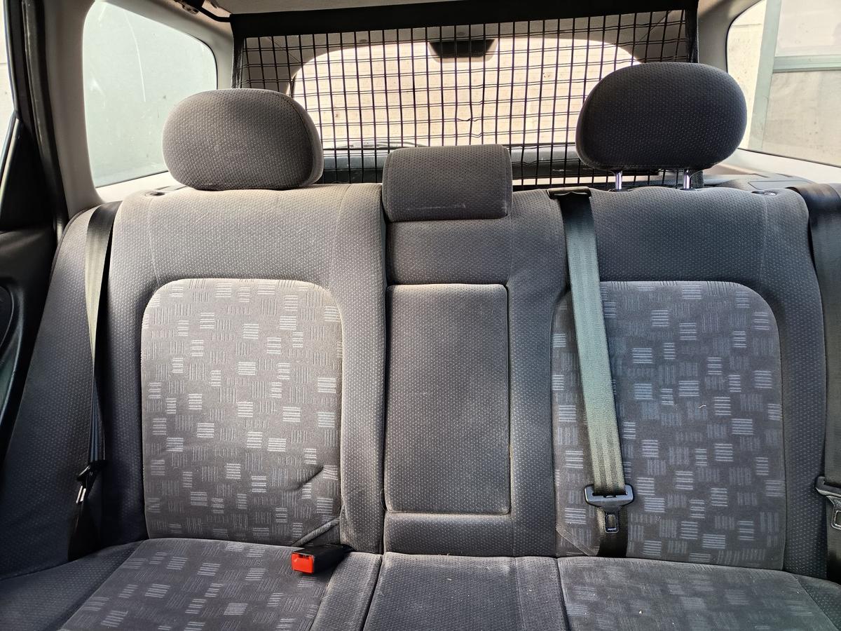 Toyota Avensis T22 Kombi original R&uuml;cksitzbank Stoff grau Baujahr 2001