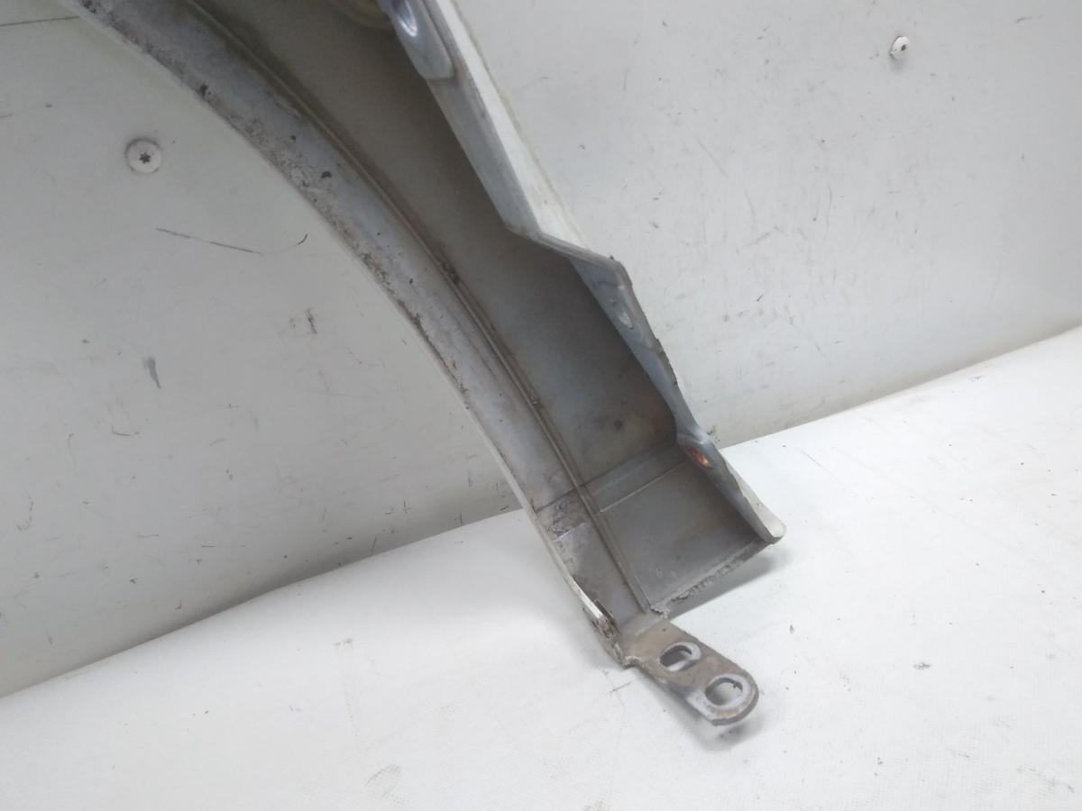 VW Phaeton GP3 und GP4 original Plastik-Kotflügel vorn rechts weiss Bj.2015