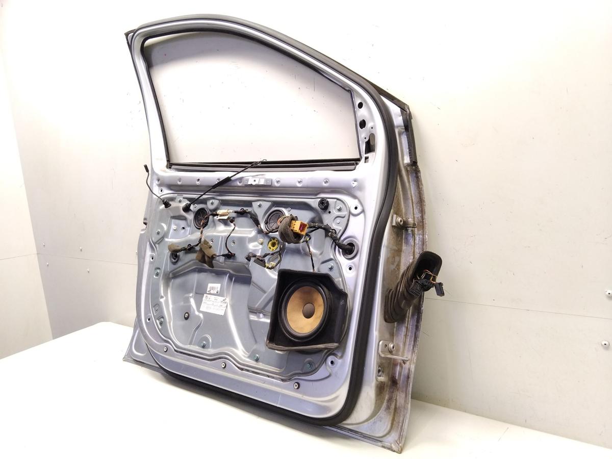 VW Polo 9N3 T&uuml;r vorn links Fahrert&uuml;r 5-t&uuml;rig LA7W reflexsilbermetallic BJ2007
