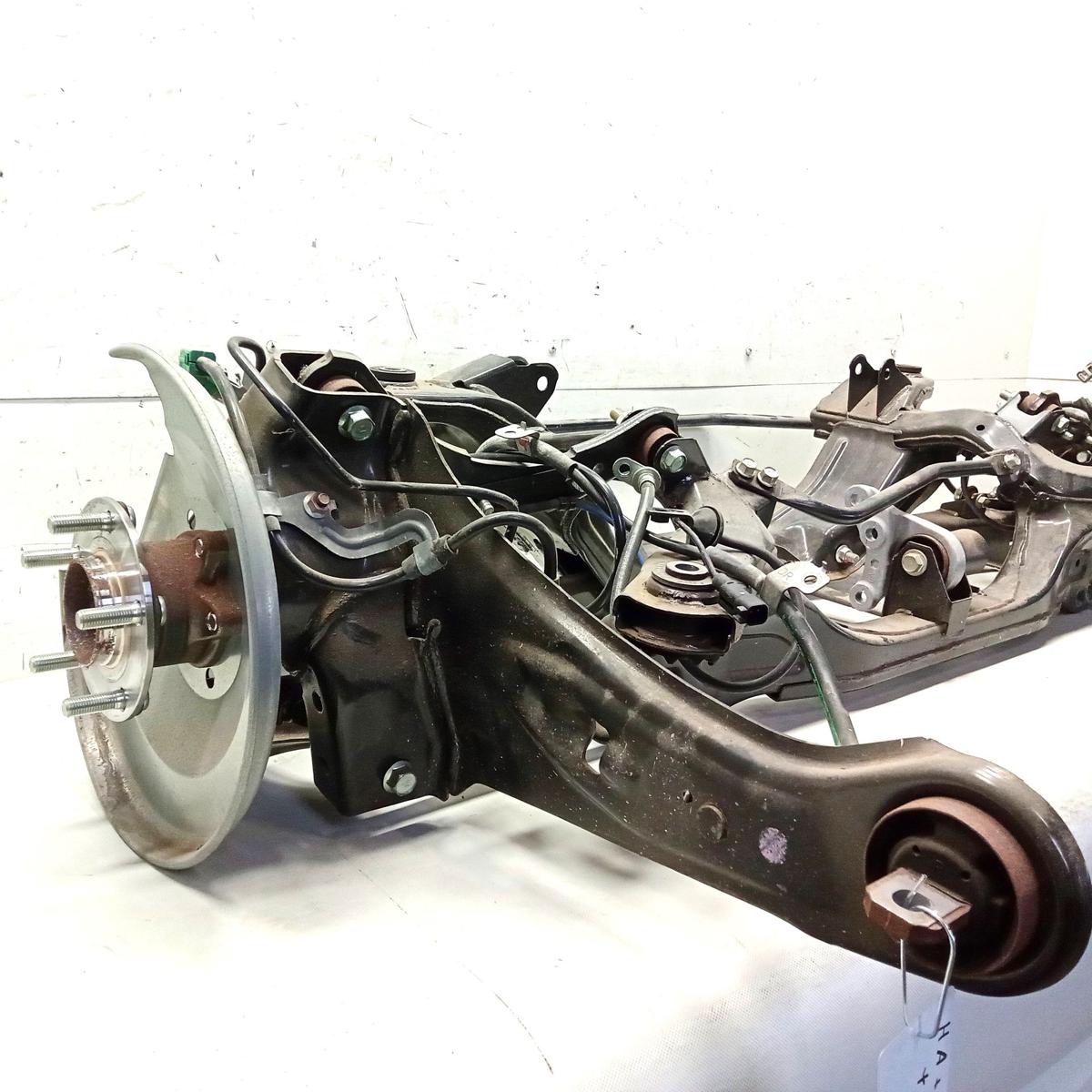 Mitsubishi Eclipse Cross original Achse Hinterachse Querlenker 2.4 72kw 4B12