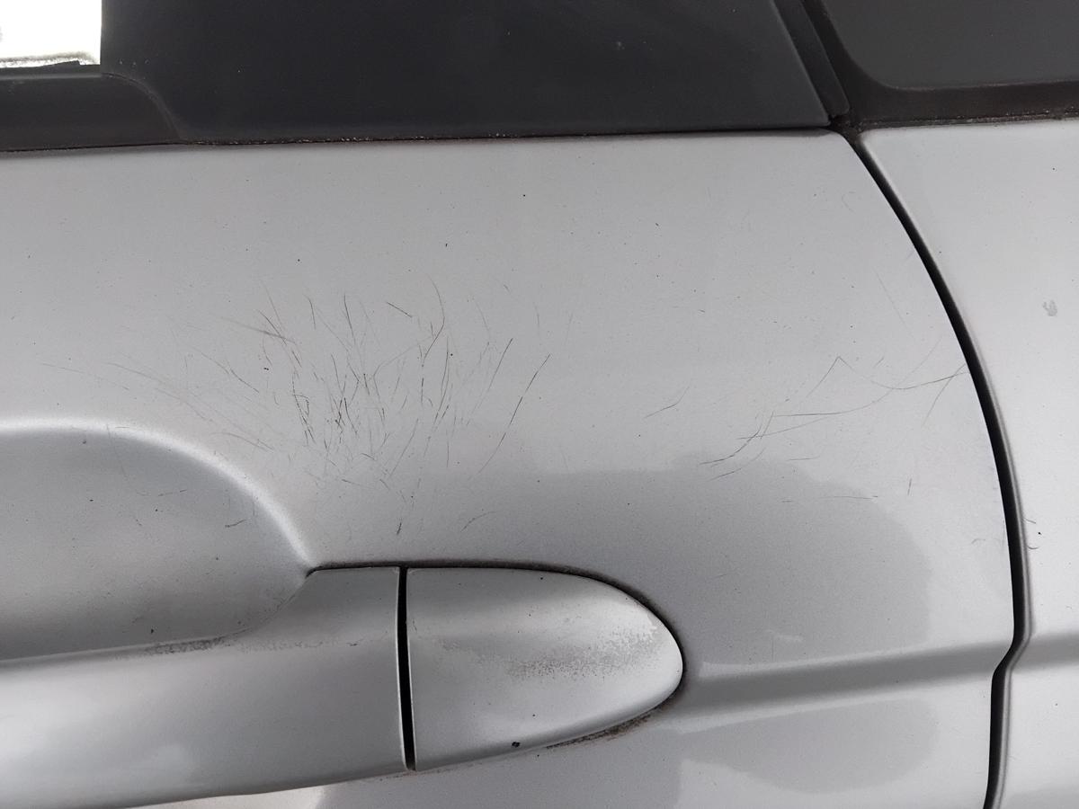 Kia Cerato FE T&uuml;r hinten links 6C clear silver 5-t&uuml;rig Steilheck BJ2008