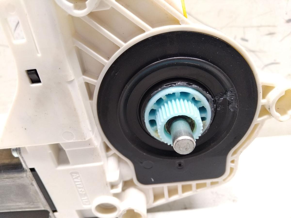 Audi A8 D4 4H original Fensterhebermotor vorn links 8K0959801B BJ2015