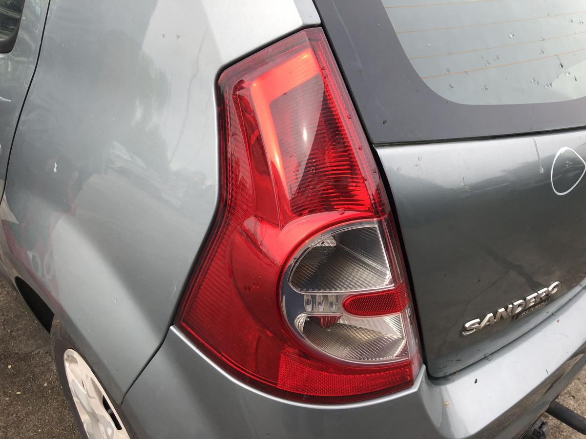 Dacia Sandero BS0 R&uuml;ckleuchte links R&uuml;cklicht Heckleuchte OEM