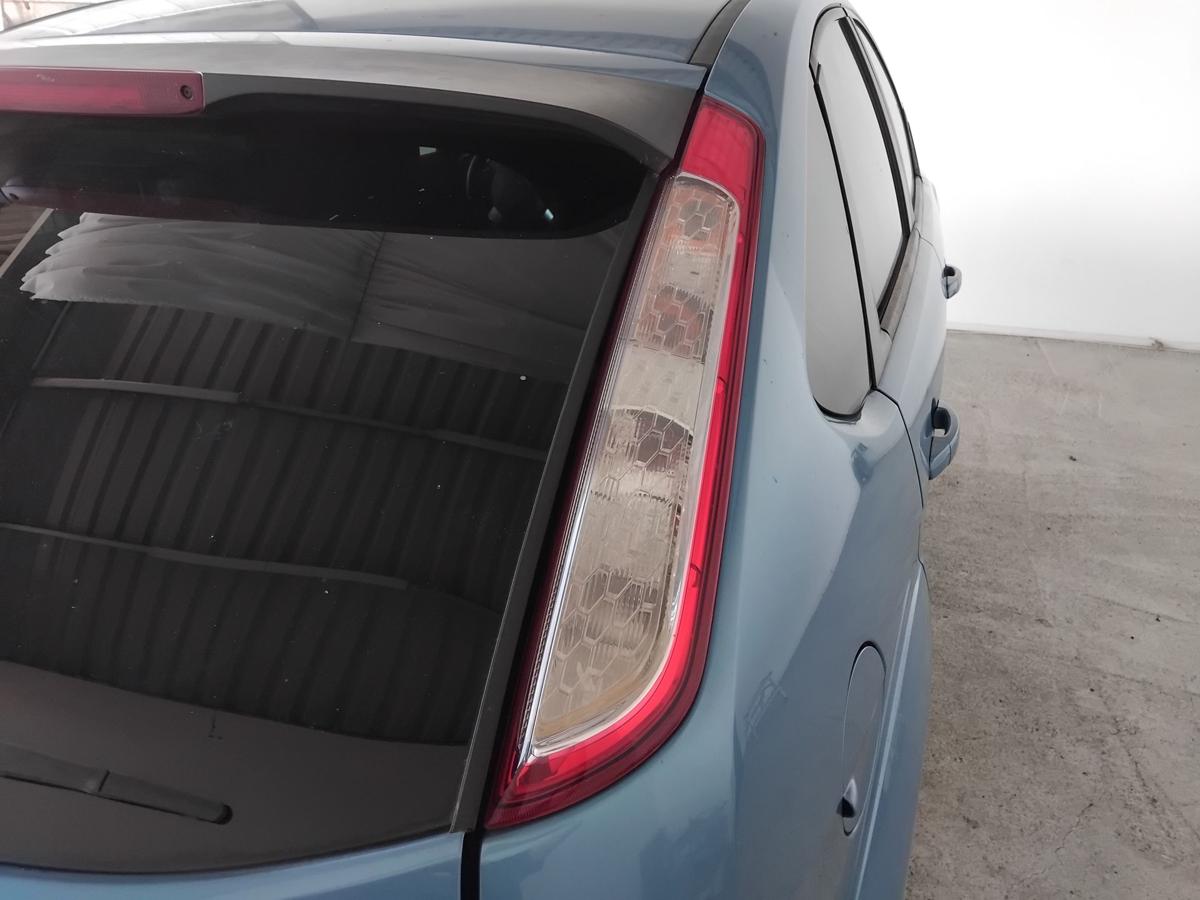 Ford Focus 2 DA3 Facelift Fließheck orig. Rückleuchte Heckleuchte rechts BJ2009