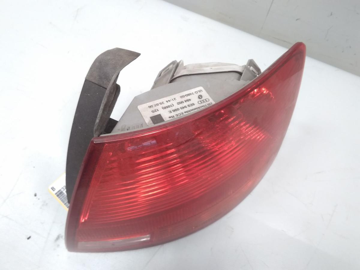 Audi A4 Avant B7 8E original R&uuml;ckleuchte Heckleuchte rechts 8E9945096E Bj.2006