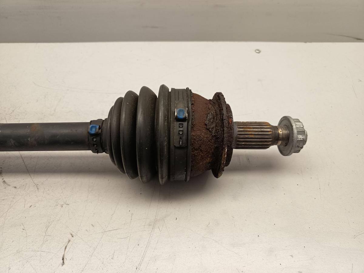 Mercedes A-Klasse W169 orig Antriebswelle links 1.5l 70kW Benzin Automatik Bj 07