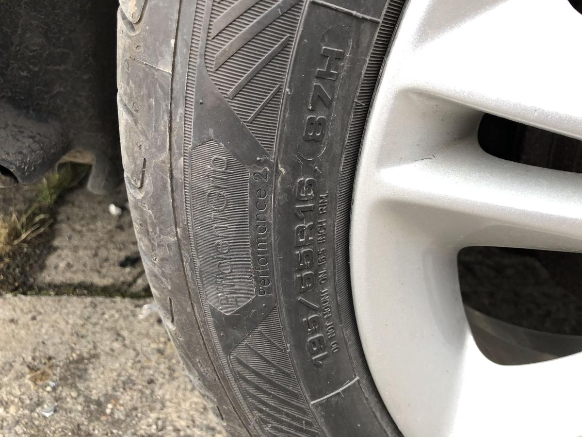 Opel Corsa D Radsatz Komplettradsatz Alufelgen OEM 16 Zoll 195 55 R16 Conti