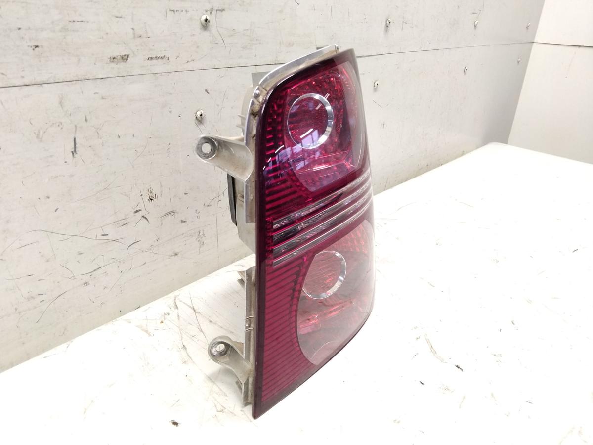 VW Touran 1T Facelift original R&uuml;ckleuchte Schlussleuchte rechts BJ2007