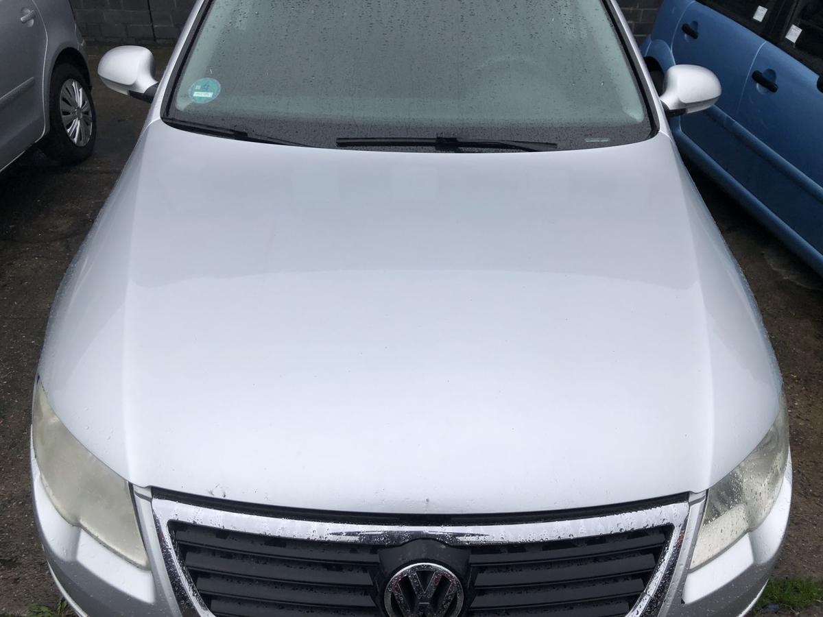 VW Passat 3C B6 Motorhaube Haube Klappe Deckel vor LA7W Reflexsilber Metallic