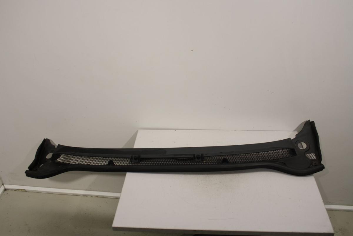 Opel Astra J Sportstourer orig Windlauf Abdeckung Wasserkasten schwarz Bj 2012