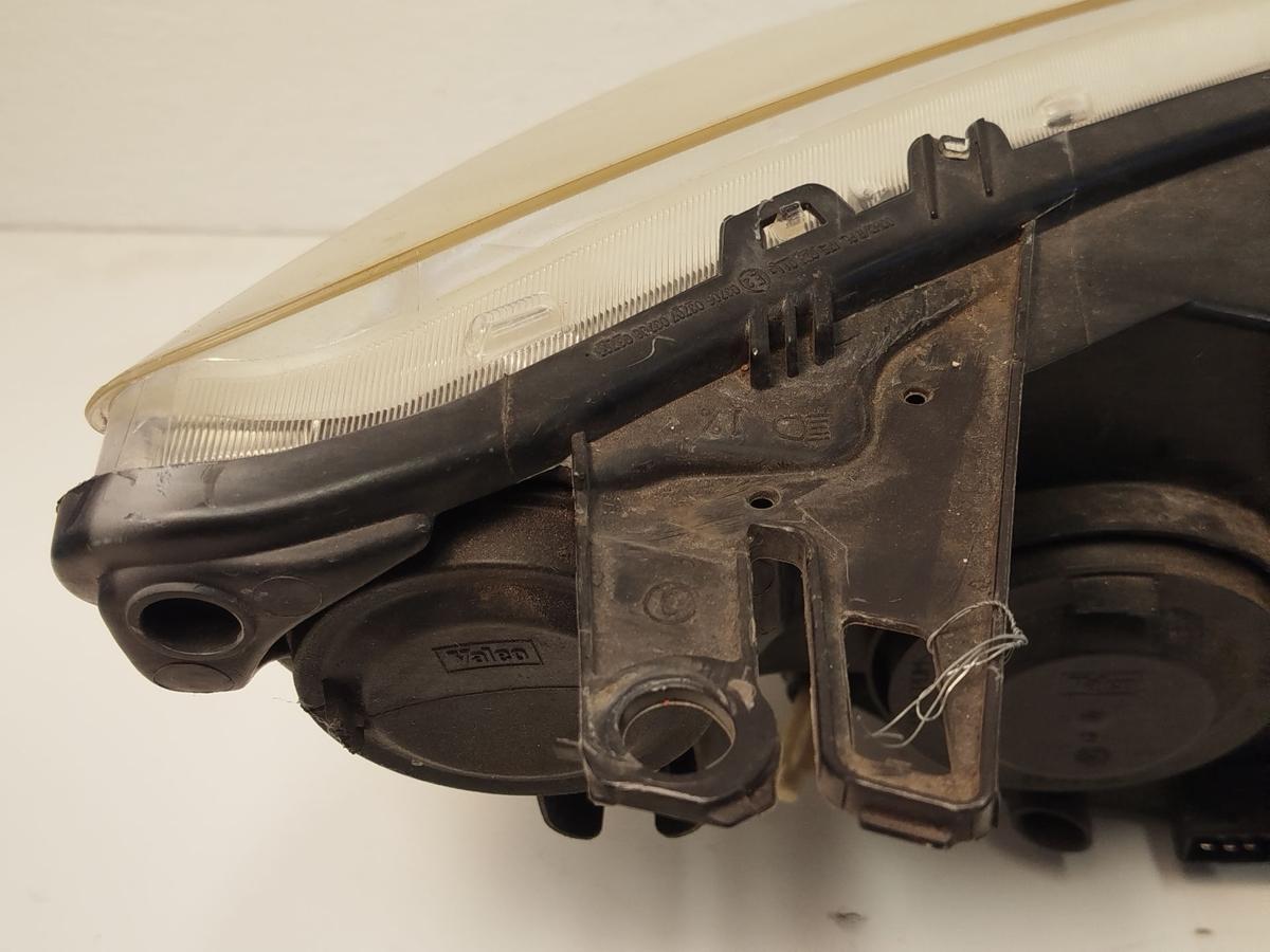 Peugeot 1007 K Scheinwerfer Hauptscheinwerfer Lampe vorn links Valeo Tr&uuml;bung