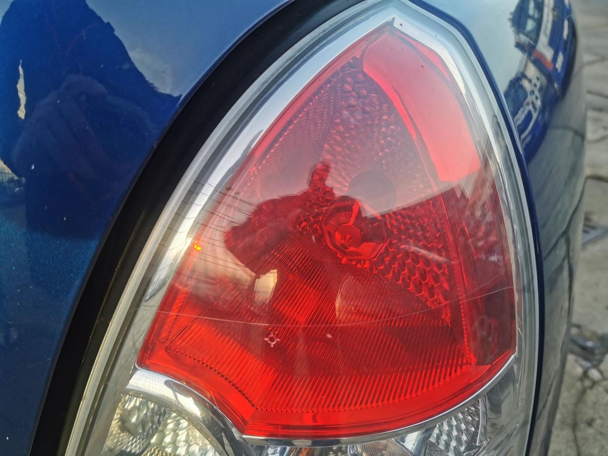Hyundai Accent III MC R&uuml;ckleuchte Schlussleuchte R&uuml;cklicht hinten rechts 3trg