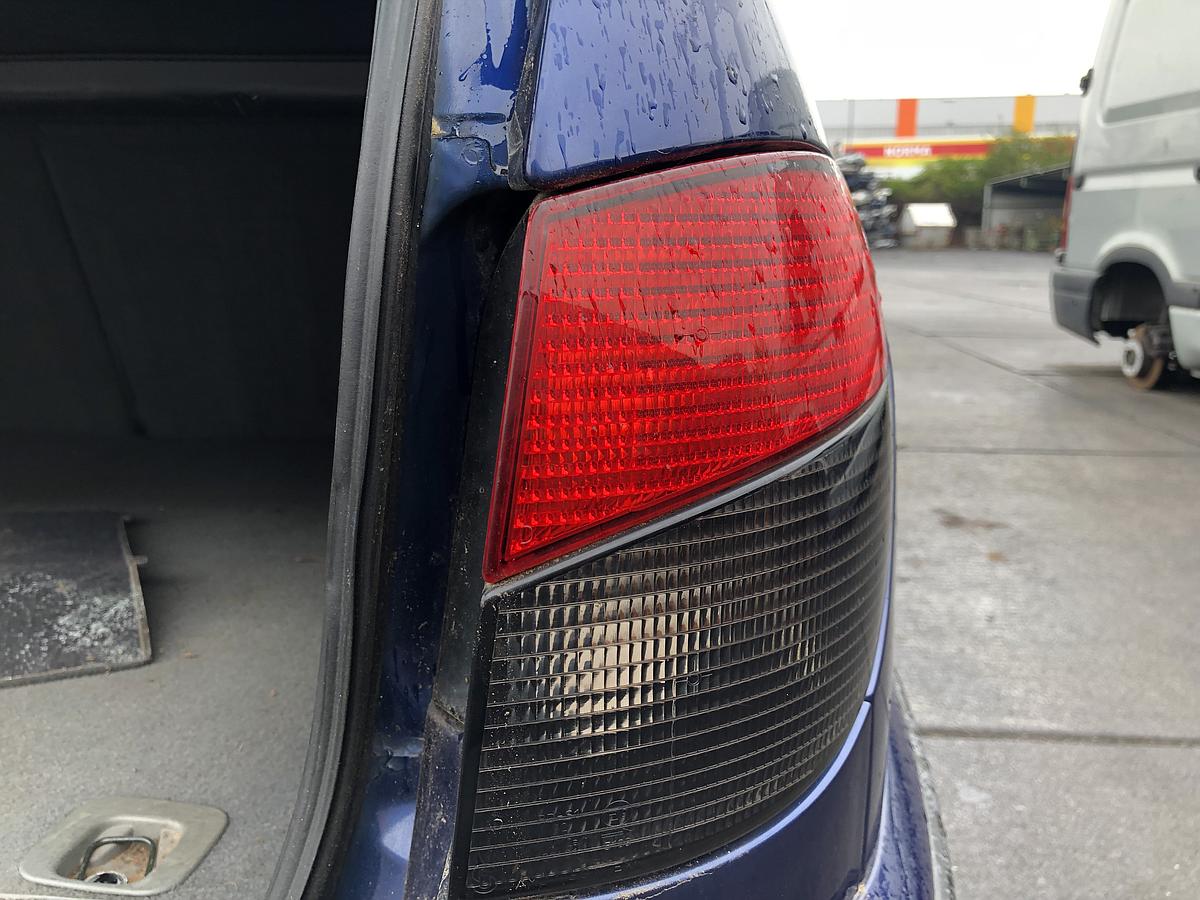 Peugeot 406 Break orig Rückleuchte Heckleuchte Schluss rechts Bj 98