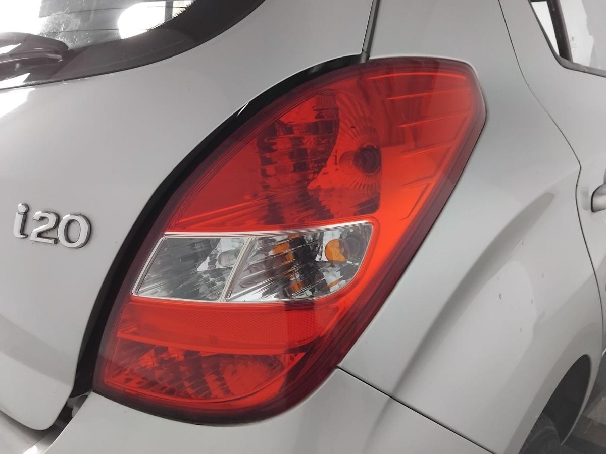 Hyundai i20 PB original R&uuml;ckleuchte Heckleuchte Schlussleuchte rechts BJ2011