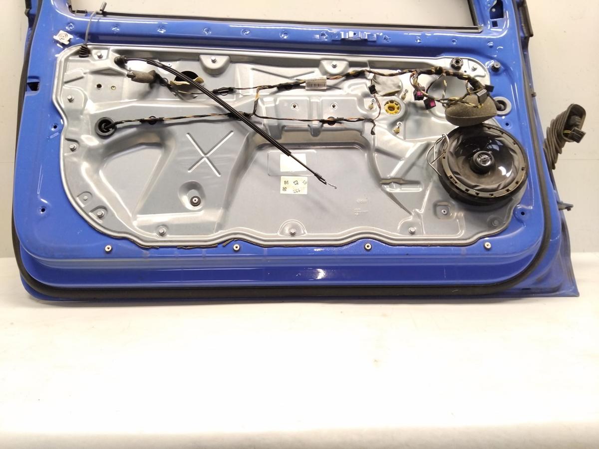 VW Polo 9N3 T&uuml;r vorn links Fahrert&uuml;r 3-T&uuml;rer summerblue LA5F Bj.2009