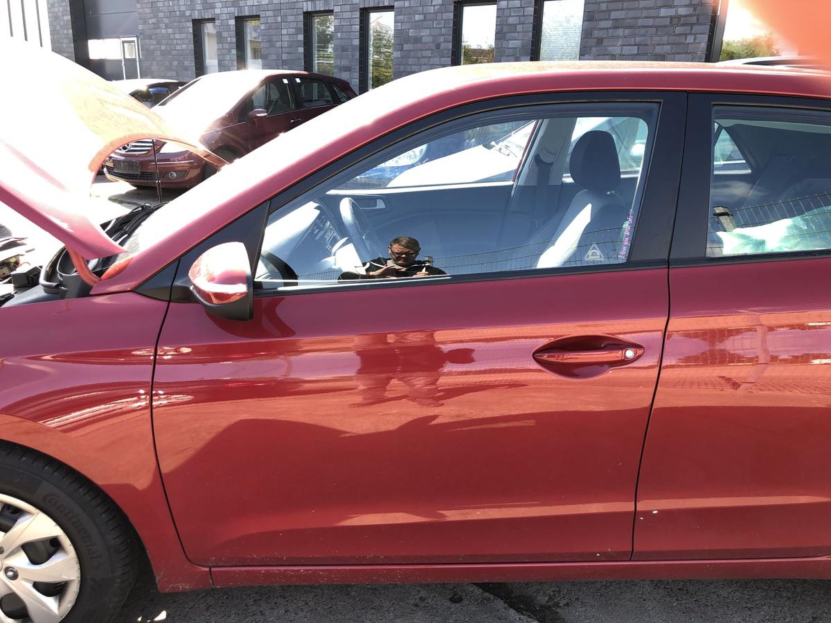 Hyundai i20 GB T&uuml;r vorn links Fahrert&uuml;r nur 5 t&uuml;rer im Rohbau Passion Red OR