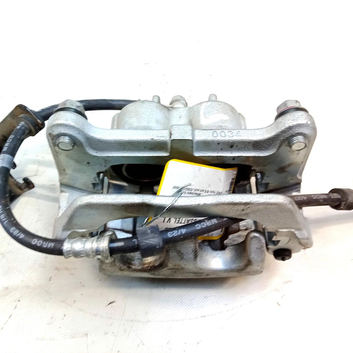 Mitsubishi Eclipse Cross original Bremssattel links vorn 2.4 72kw 4B12 Hybrid