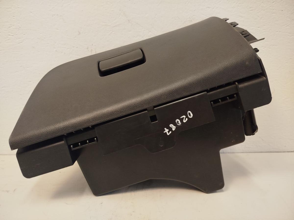 Opel Astra K B16 Handschuhfach Schalttafelkasten rechts Handschuhkasten