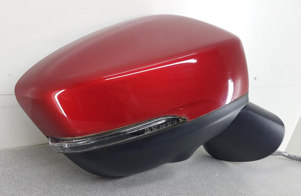 Mitsubishi Eclipse Cross Au&szlig;enspiegel rechts in Red Diamond Bj23 elek 15 Pins