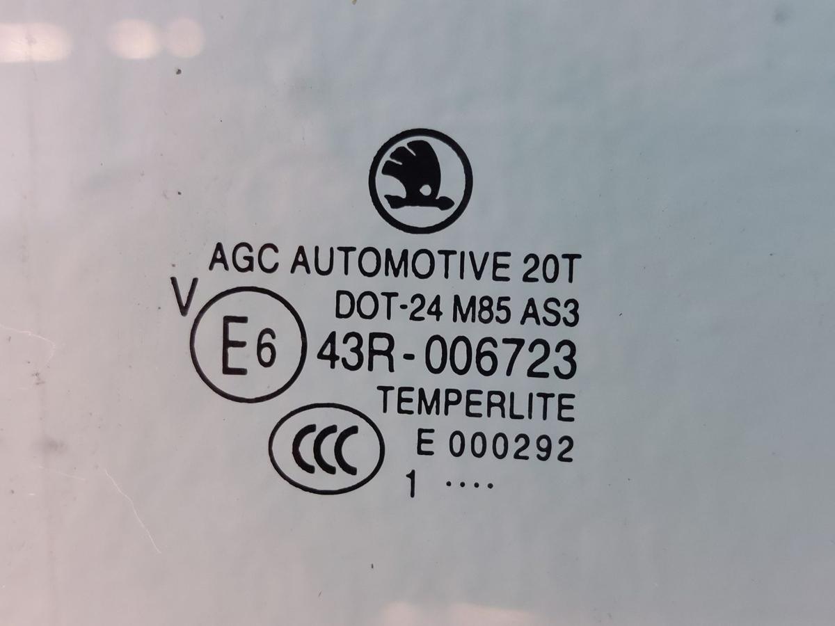 Skoda Fabia II 2 Typ 5J Seitenscheibe T&uuml;rscheibe hinten rechts Kombi get&ouml;nt