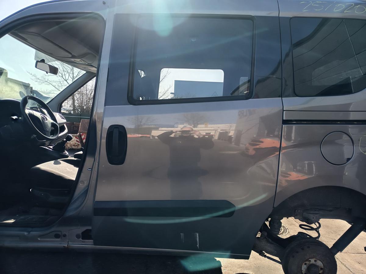 Opel Combo D original Schiebet&uuml;r hinten links Fond GJM Grau Baujahr 2012