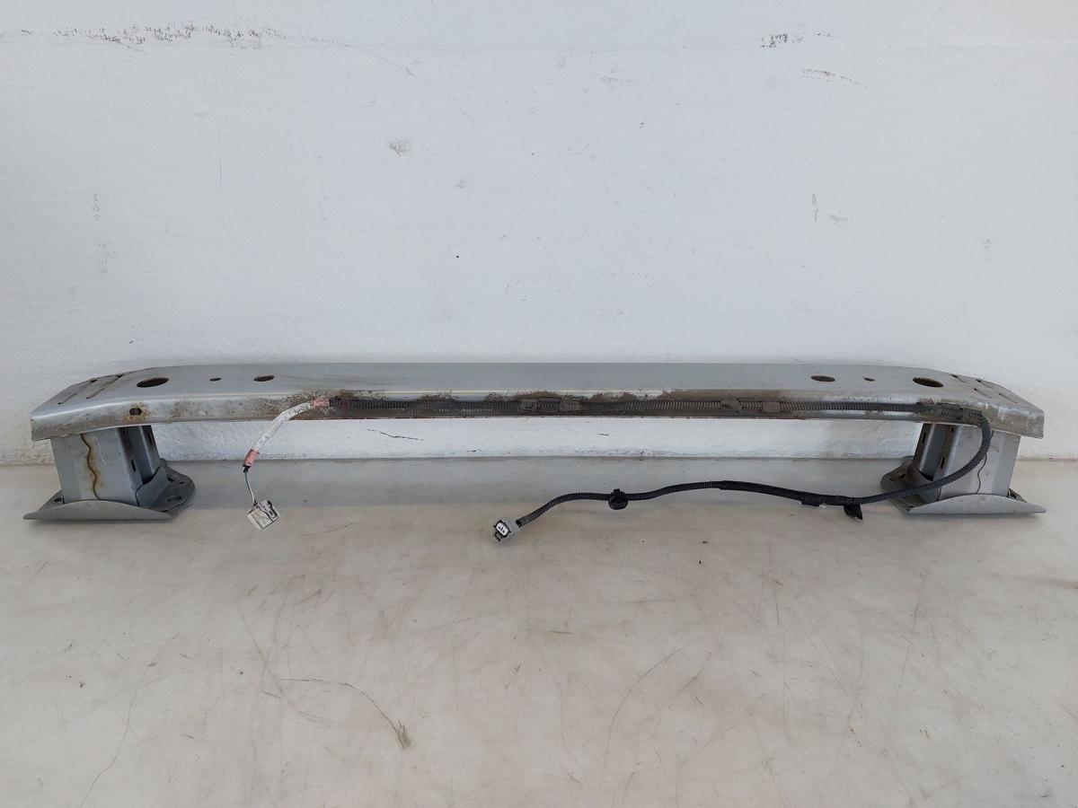 Toyota Yaris XP13 Tr&auml;ger Sto&szlig;f&auml;nger hinten Pralltr&auml;ger Sto&szlig;f&auml;ngertr&auml;ger