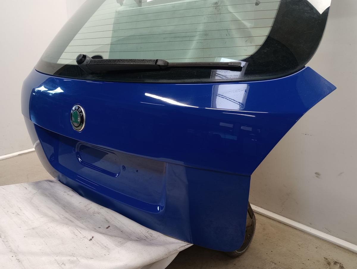 Skoda Fabia 5J Combi original Heckklappe mit Scheibe F5K Dynamikblau Bj 2009