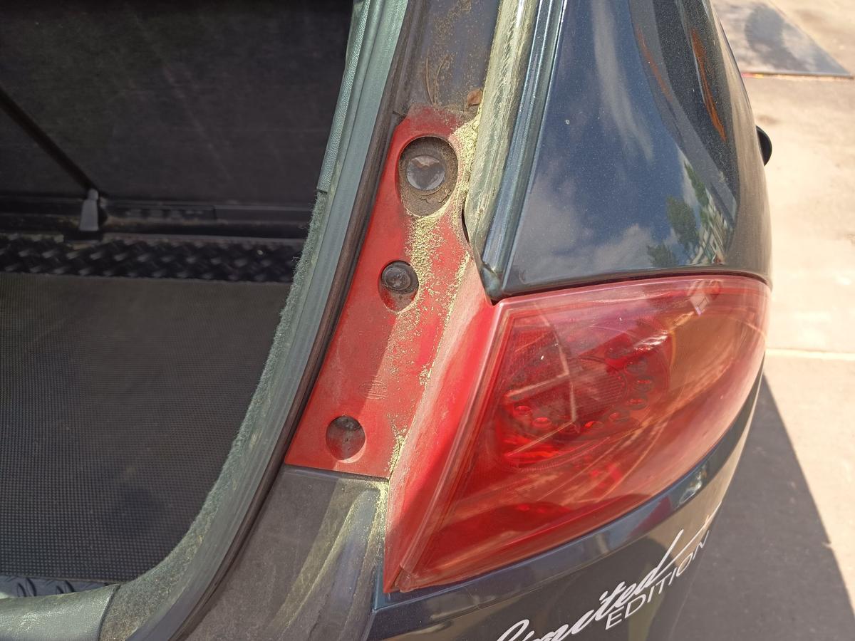 Seat Leon 1P original R&uuml;ckleuchte rechts au&szlig;en vor Facelift BJ 2006