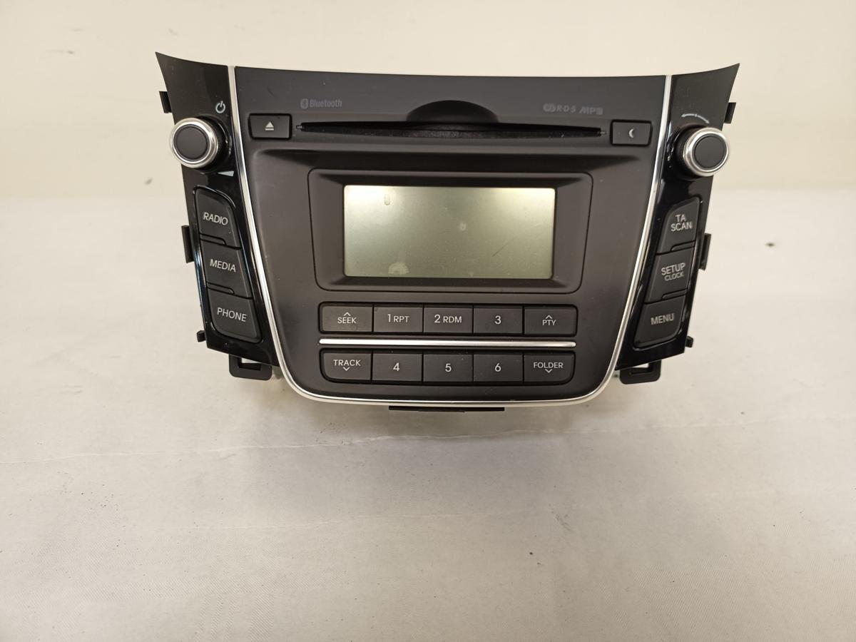 Hyundai i30 GD original Audiosystem Radio/ MP3 96170-A6210GU Bj 2013